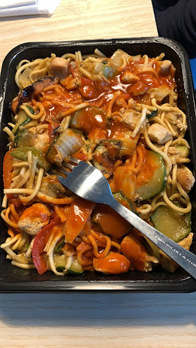 Yam Yam Thai To Go - Gastronomia