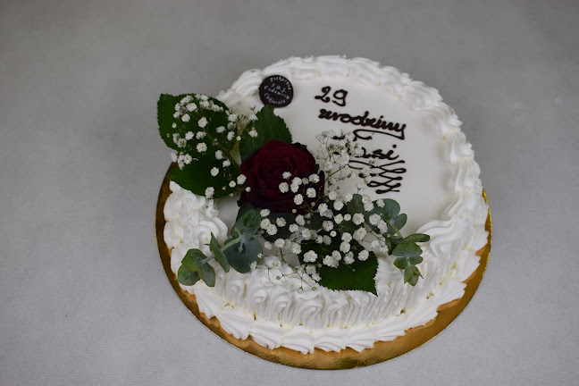 Ozdowscy T.D.J. Zakład piekarniczo - cukierniczy - Gastronomia