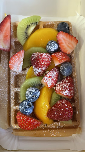 Opinii despre Kulka Targówek – lody rzemieślnicze, gofry, kawa. în Warszawa - Gastronomia