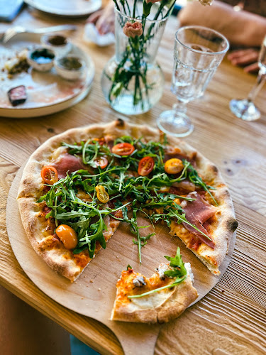 Marina Rydzewo Bistro Port Domki na Mazurach - Rydzewo