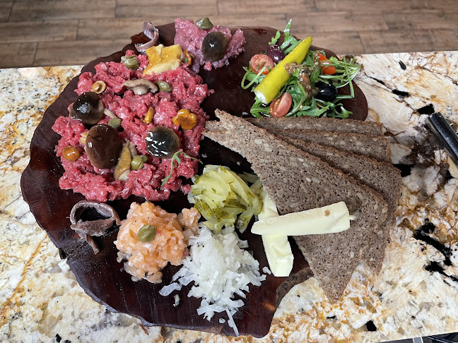 Semola Pizza i Restauracja Ursus