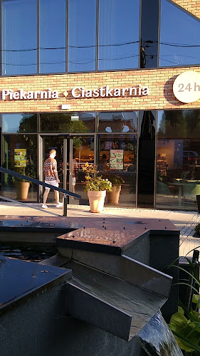 Opinii despre CAFE BISTRO KŁOS | Piekarnia Ciastkarnia KŁOS 24H în Katowice - Gastronomia