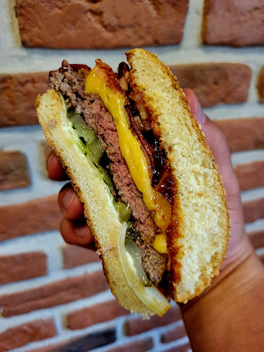 Osiedle Złotego Wieku 94, 31-618 Kraków