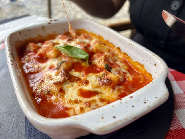 Opinii despre Restauracja włoska, Pizzeria ATRIUM în Lublin - Gastronomia