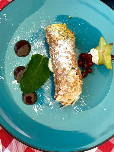 Dereniowa 2/203, 02-776 Warszawa