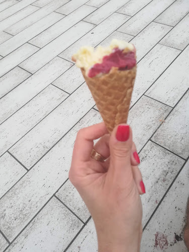 Miło Mi. Wytwórnia Lodów Naturalnych. - Gastronomia