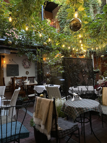 Kuchnia Domowa Sąsiedzi - Gastronomia