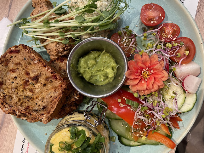 Comentarii opinii despre De Novo