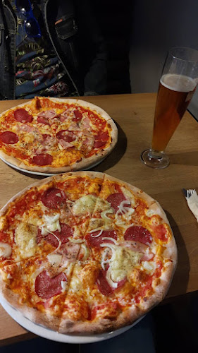 Opinii despre Pizzeria u Dziada în Warszawa - Gastronomia