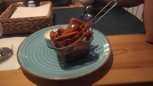 Restauracja PLUSK fish & pizza Sarbinowo - Gastronomia