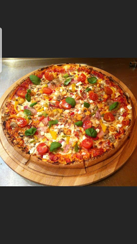 Comentarii opinii despre Familia pizza