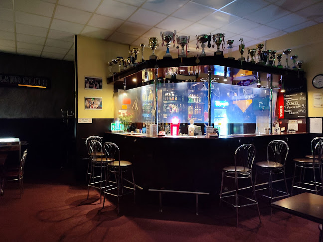 Opinii despre Land Club Bilard Dart Pub în Warszawa - Gastronomia