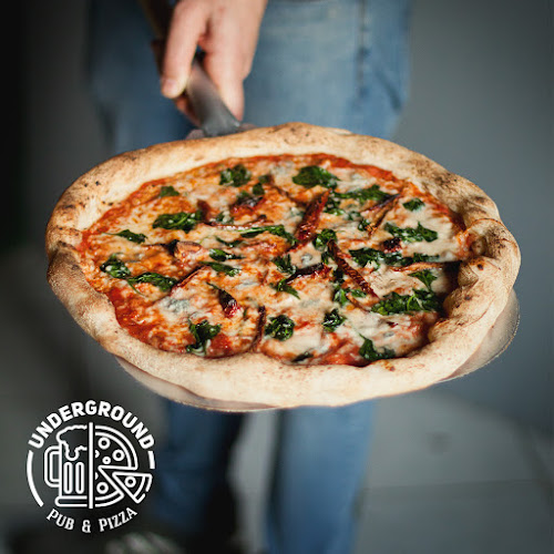 Opinii despre Underground Pub & Pizza în Piekary Śląskie - Gastronomia