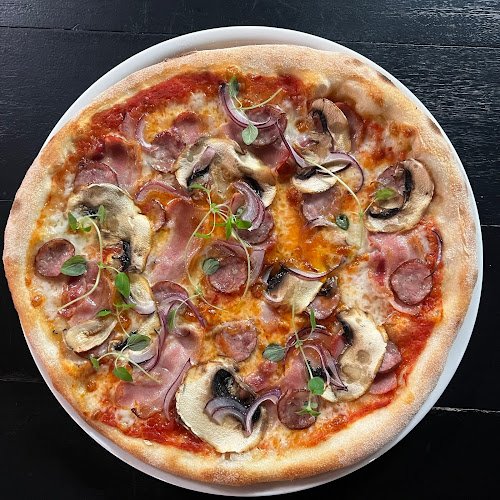 Semola Pizza i Restauracja Ursus - Warszawa