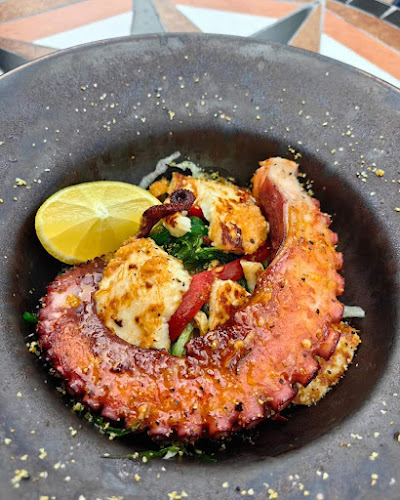 𝐋𝐚 𝐁𝐨𝐝𝐞𝐠𝐚 Kuchnia i Wino, Płock - Gastronomia