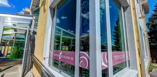 Trattoria w Trakcie - Gastronomia