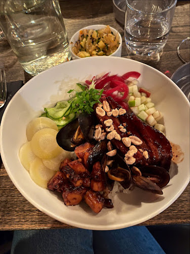 Comentarii opinii despre Nafta Neo Bistro