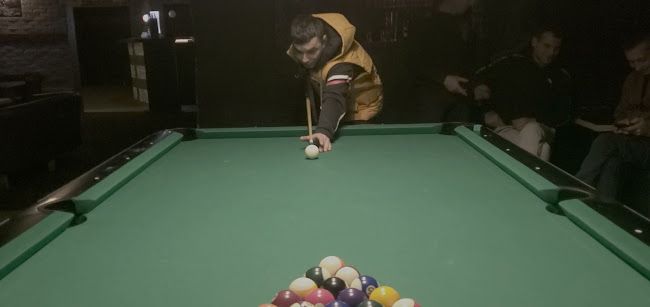 Pub 9