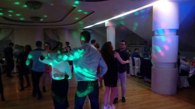 Męczenników Oświęcimskich 115, 43-229 Ćwiklice