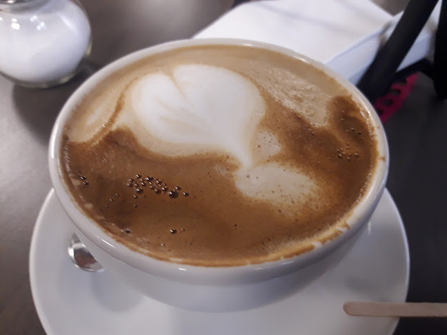 Comentarii opinii despre FIT CAKE Piłsudskiego (nieCukiernia)