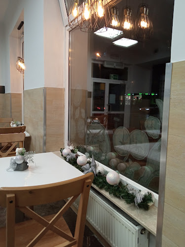 Jaś i Małgosia. Bar PSS Społem - Gastronomia