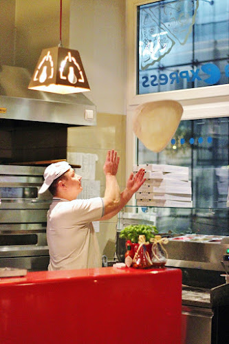 Pizza Express i Burgery - Poznań