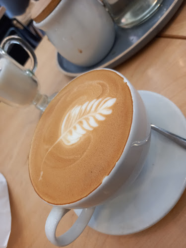 Opinii despre Coffeemoment în Opole - Gastronomia