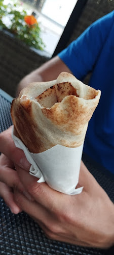 Chata Wariatta Praga - Gastronomia