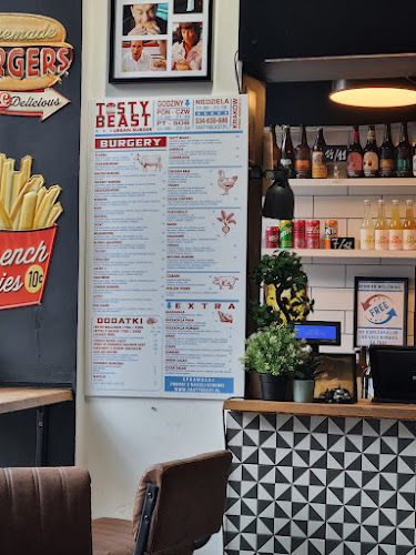 Tasty Beast Burger - Gastronomia