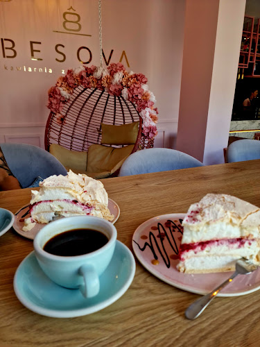 Besova - kawiarnia z przyjemnością
