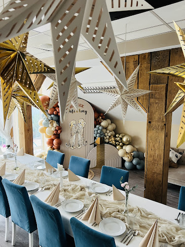 Family Restaurant & Cafe