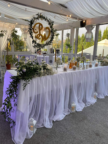 Kremowa 63, 02-969 Warszawa