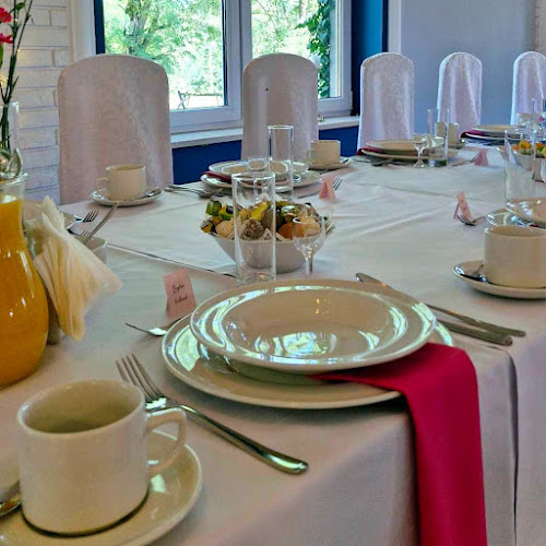 Opinii despre Restauracja Zacisze z tradycjami. Sala Weselna. Catering în Brzeźce - Gastronomia