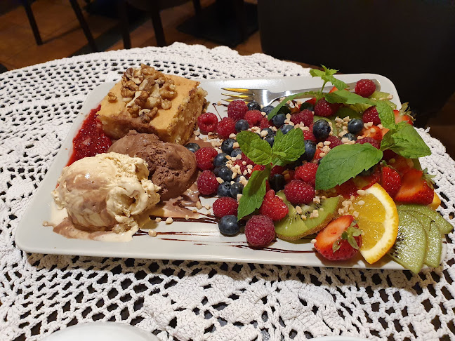 plac Dominikański 3, 97-540 Gidle