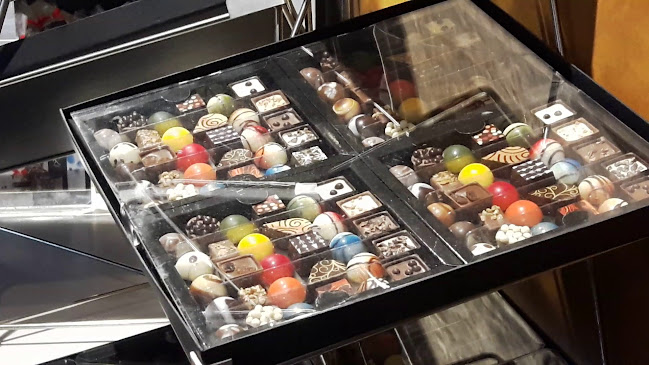 Karmello Chocolatier