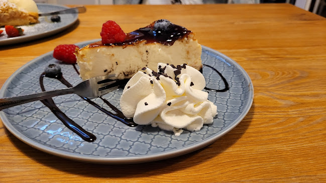 https://m.facebook.com/pages/category/Family-Style-Restaurant/Pobite-Gary-248473862174021/?locale2=pl_PL