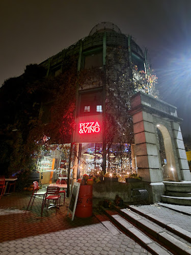 Dobra 56/66 Wejście z rogu Lipowej i, Wybrzeże Kościuszkowskie, 00-920 Warszawa, Polska