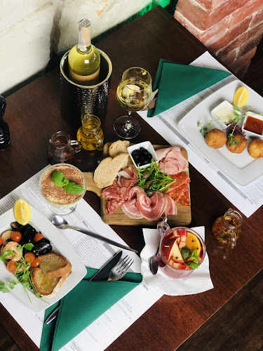 Restauracja Girasoli, sala bankietowa, pizza neapolitańska - Legionowo