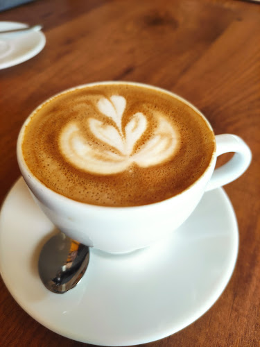 Opinii despre Akcent Kawiarnia i Księgarnia în Białystok - Gastronomia