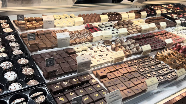 Karmello Chocolatier Phone number