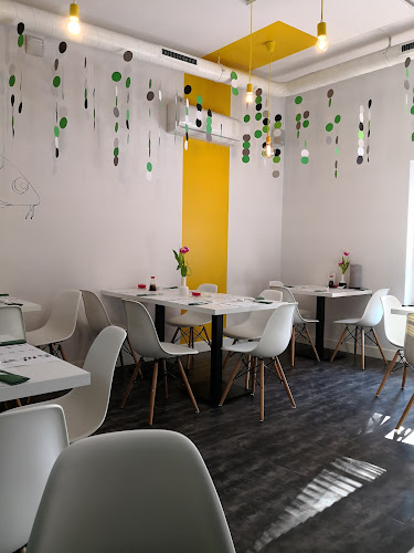 Susharnia Food & Lounge - Warszawa