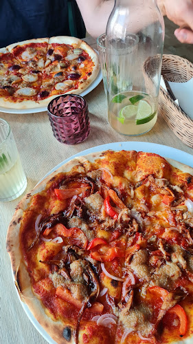 Plac Niezależnego Zrzeszenia Studentów 1, 15-092 Białystok