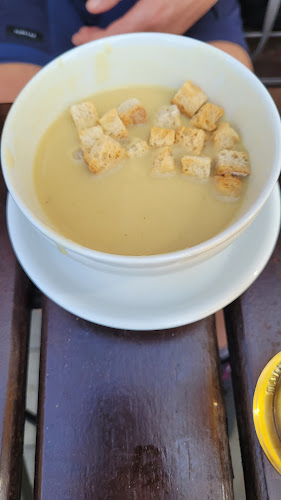 Karczma Swojskie Klimaty - Gastronomia