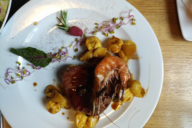 Szkolna 1, 58-500 Jelenia Góra