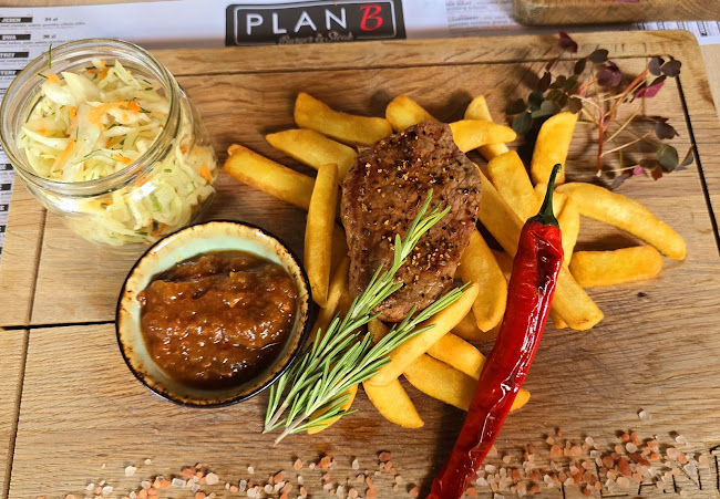 Warszawska 12, 59-900 Zgorzelec, Polska