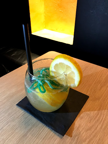 Scena Bar & Restaurant