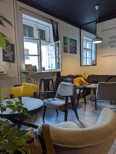 Adama Mickiewicza 4, 35-064 Rzeszów