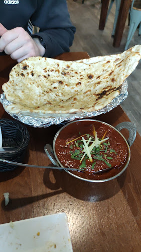 Opinii despre House of Curry în Warszawa - Gastronomia