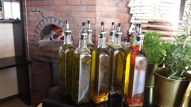 Opinii despre Oliwa do Pizzy în Poraj - Gastronomia