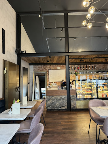 Comments and reviews of Tartelette Café